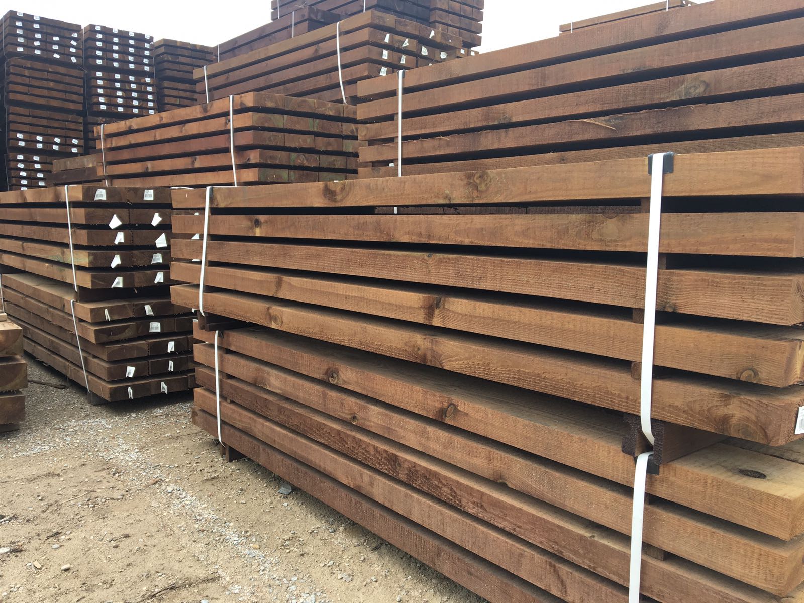 TRAVERSINE IN LEGNO VENDITA